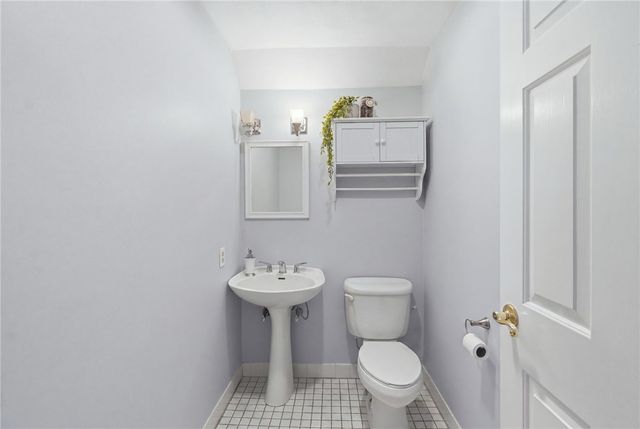 106 Trellis Drive, West Warwick, RI 02893