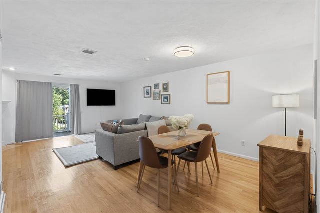 106 Trellis Drive, West Warwick, RI 02893