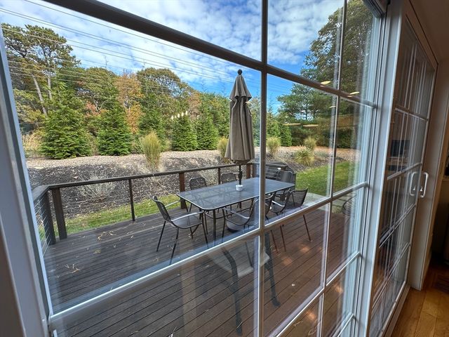 151 Tashmoo Ave, Tisbury, MA 02468