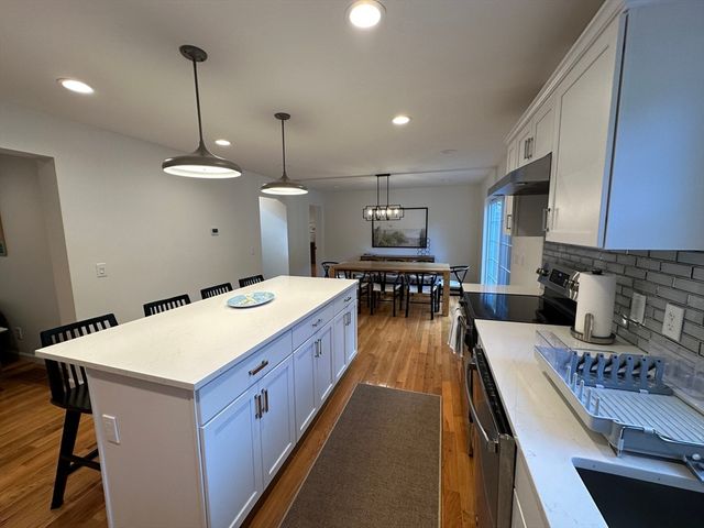 151 Tashmoo Ave, Tisbury, MA 02468