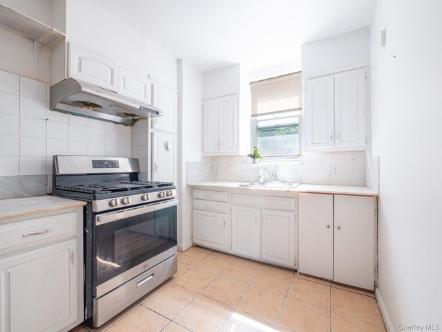5244 79th Street, Elmhurst, NY 11373