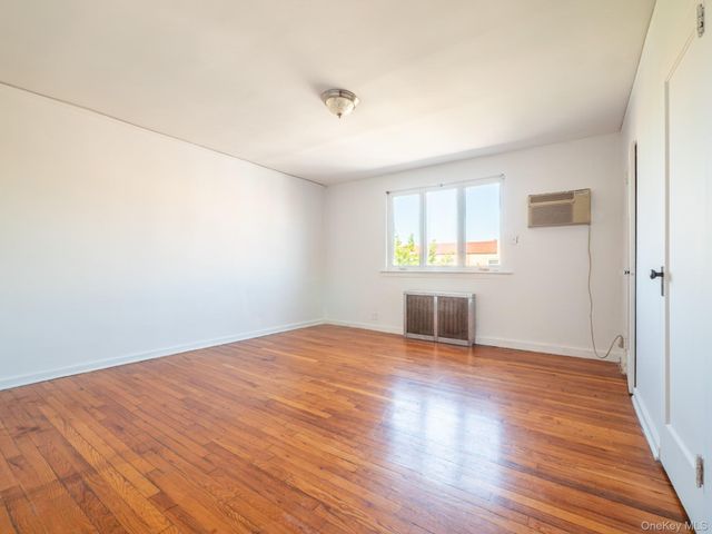 5244 79th Street, Elmhurst, NY 11373