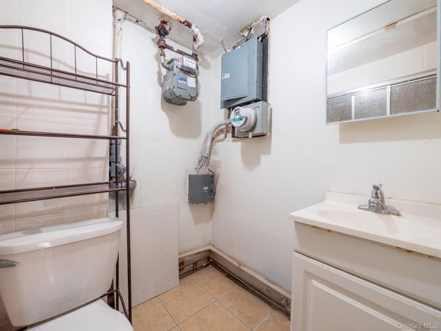 5244 79th Street, Elmhurst, NY 11373