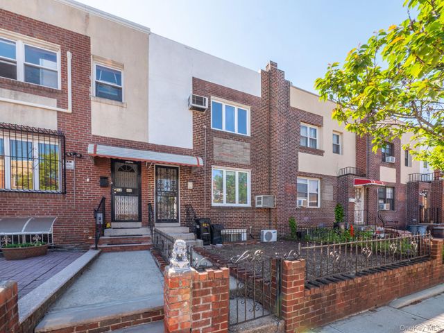 5244 79th Street, Elmhurst, NY 11373