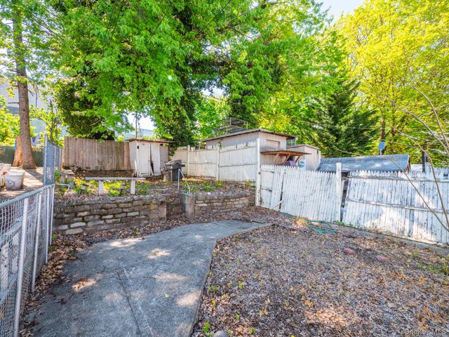 5244 79th Street, Elmhurst, NY 11373