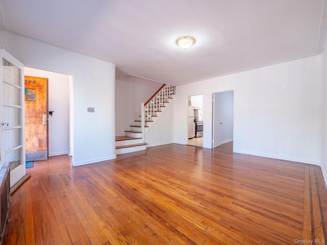 5244 79th Street, Elmhurst, NY 11373