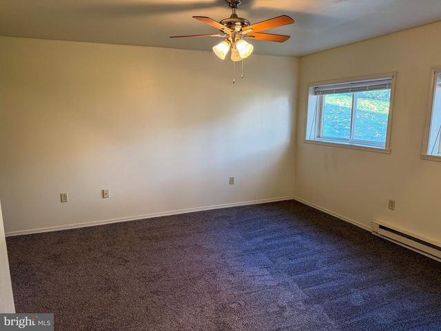 607 N HIGH ST, Duncannon, PA 17020