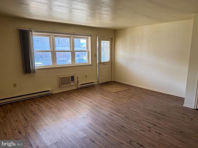 607 N HIGH ST, Duncannon, PA 17020