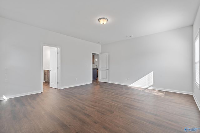 152 Kingswood Drive, Huntsville, AL 35806