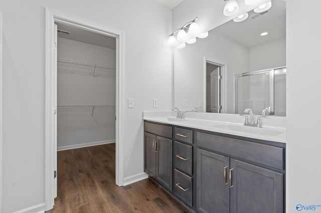 152 Kingswood Drive, Huntsville, AL 35806