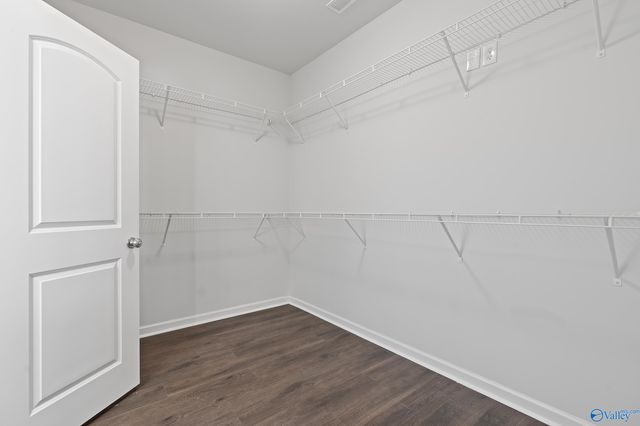 152 Kingswood Drive, Huntsville, AL 35806