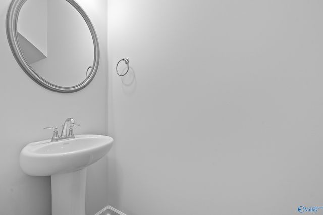 152 Kingswood Drive, Huntsville, AL 35806