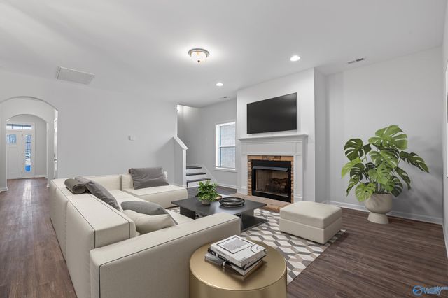 152 Kingswood Drive, Huntsville, AL 35806