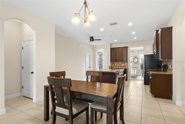 707 GRASSY STONE DRIVE, Winter Garden, FL 34787