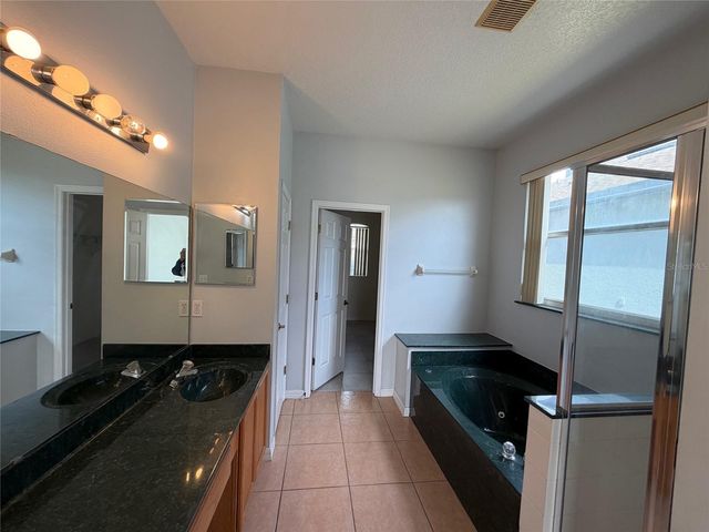 2290 THE OAKS BOULEVARD, Kissimmee, FL 34746