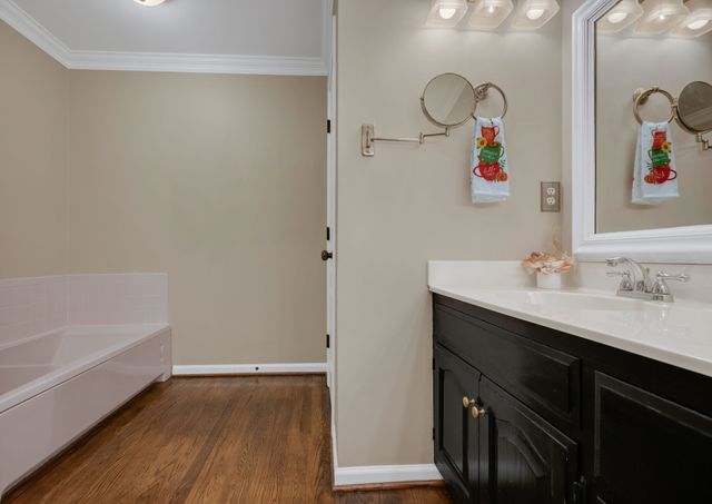 228 Druid Hills Dr, Dickson, TN 37055