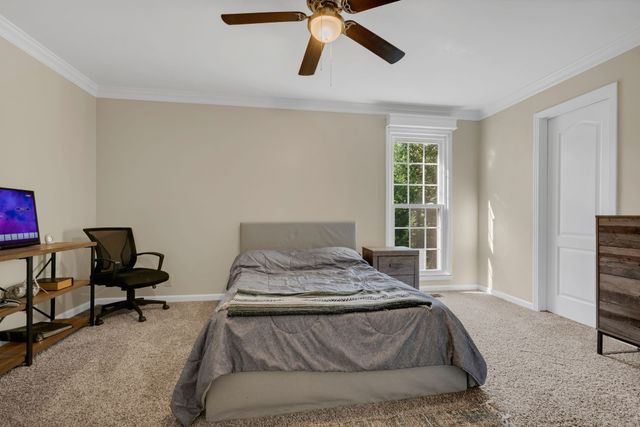 228 Druid Hills Dr, Dickson, TN 37055