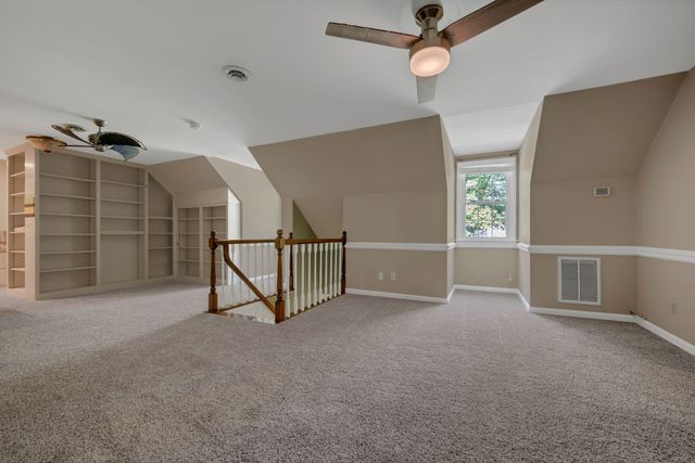 228 Druid Hills Dr, Dickson, TN 37055