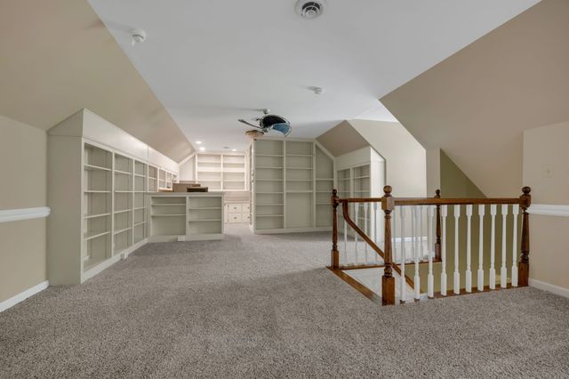 228 Druid Hills Dr, Dickson, TN 37055