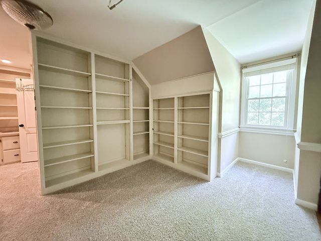 228 Druid Hills Dr, Dickson, TN 37055