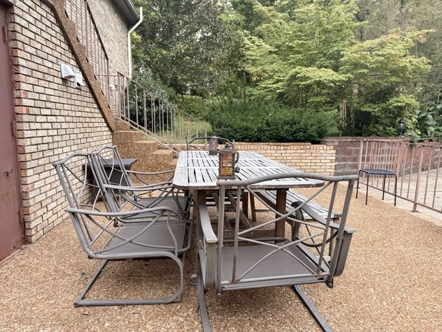 228 Druid Hills Dr, Dickson, TN 37055