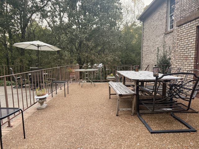 228 Druid Hills Dr, Dickson, TN 37055