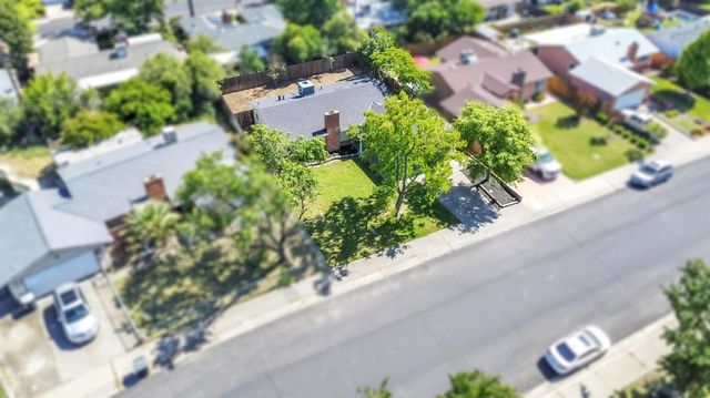 1508 Frances Dr, Roseville, CA 95661