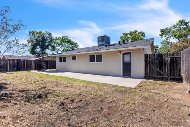 1508 Frances Dr, Roseville, CA 95661
