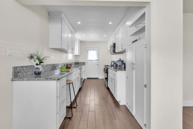 1508 Frances Dr, Roseville, CA 95661