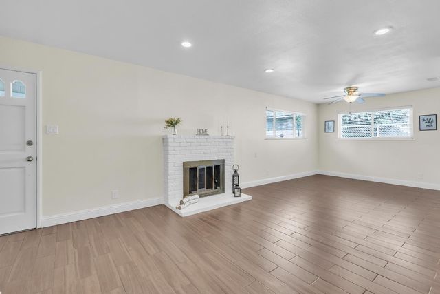 1508 Frances Dr, Roseville, CA 95661