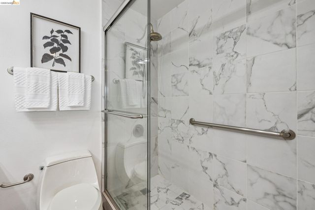 565 Bellevue Ave. 2607, Oakland, CA 94610