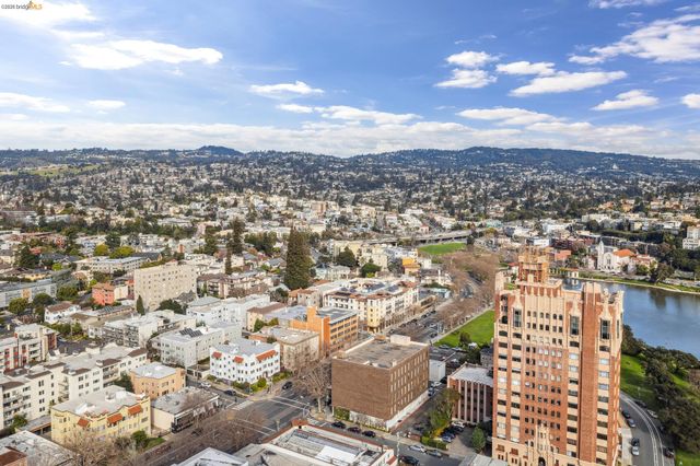 565 Bellevue Ave. 2607, Oakland, CA 94610