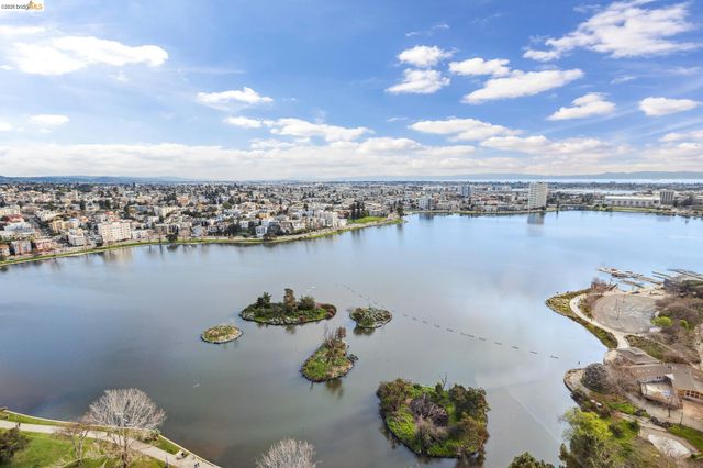 565 Bellevue Ave. 2607, Oakland, CA 94610