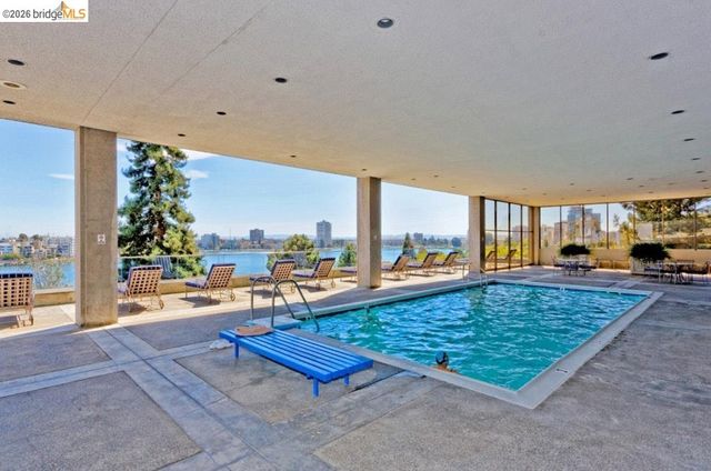 565 Bellevue Ave. 2607, Oakland, CA 94610