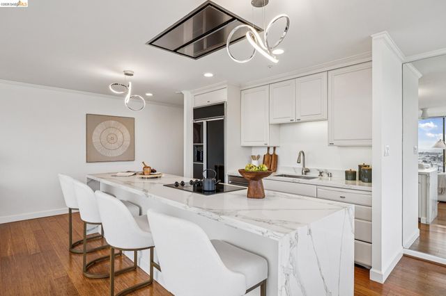 565 Bellevue Ave. 2607, Oakland, CA 94610