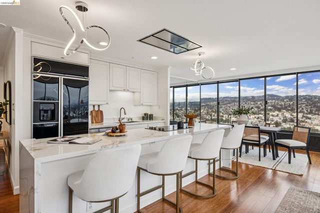 565 Bellevue Ave. 2607, Oakland, CA 94610