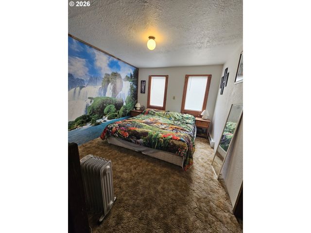1433 Nw 17TH St, Lincoln City, OR 97367
