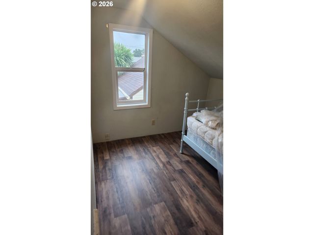1433 Nw 17TH St, Lincoln City, OR 97367