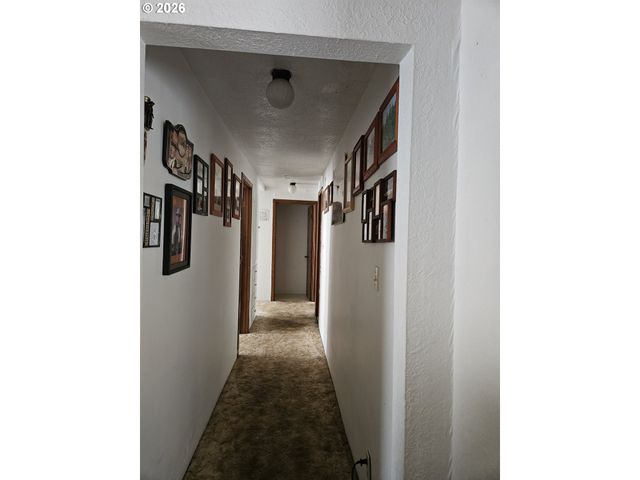 1433 Nw 17TH St, Lincoln City, OR 97367