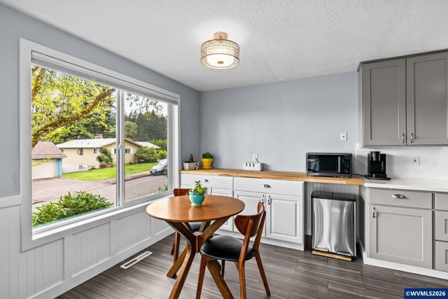 1930 NW 29th Pl, Corvallis, OR 97330
