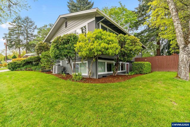 1930 NW 29th Pl, Corvallis, OR 97330