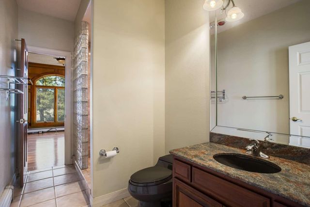 1205 Marigold Drive NE, Albuquerque, NM 87122