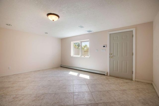 1205 Marigold Drive NE, Albuquerque, NM 87122