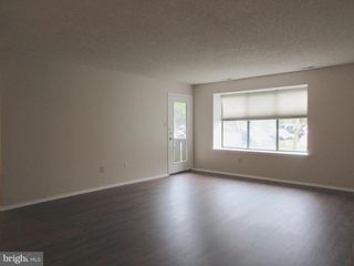 5407-A ABERDEEN DR, Mount Laurel, NJ 08054