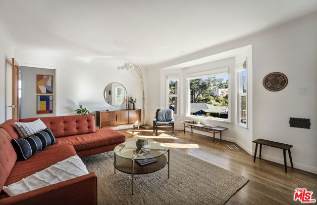 4128 Aguilar Way, Los Angeles, CA 90065