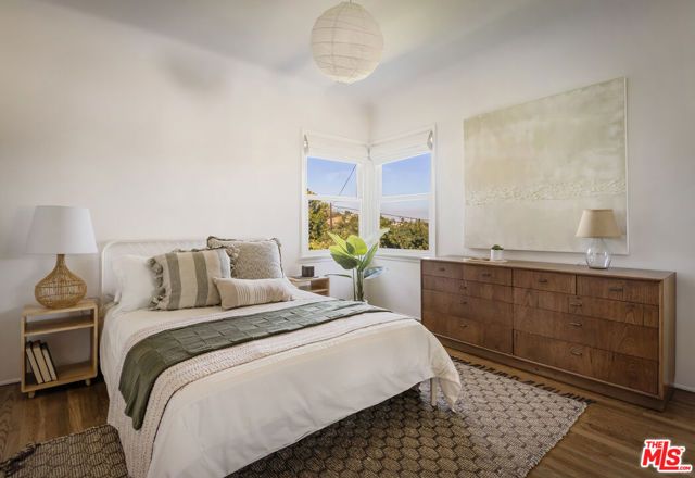 4128 Aguilar Way, Los Angeles, CA 90065
