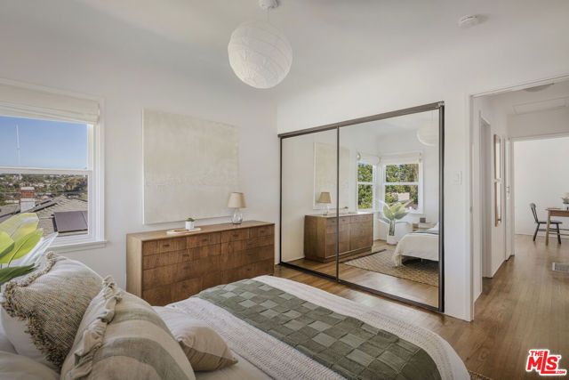 4128 Aguilar Way, Los Angeles, CA 90065