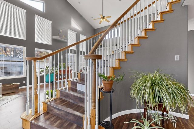 76 Edeal Road SE, Los Lunas, NM 87031