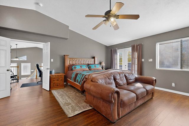 76 Edeal Road SE, Los Lunas, NM 87031