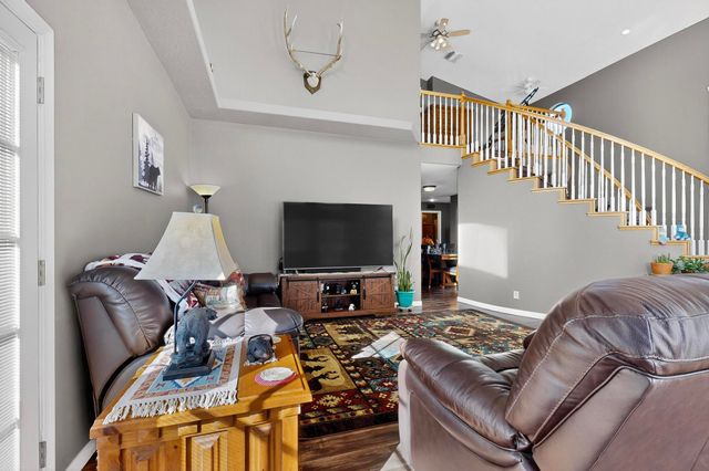 76 Edeal Road SE, Los Lunas, NM 87031